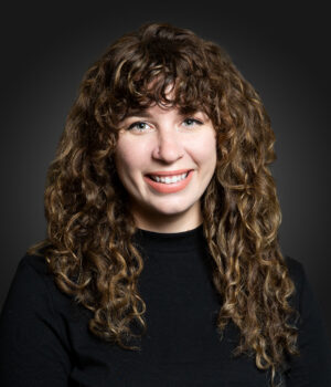 Square Portrait_Schiller, Nicole